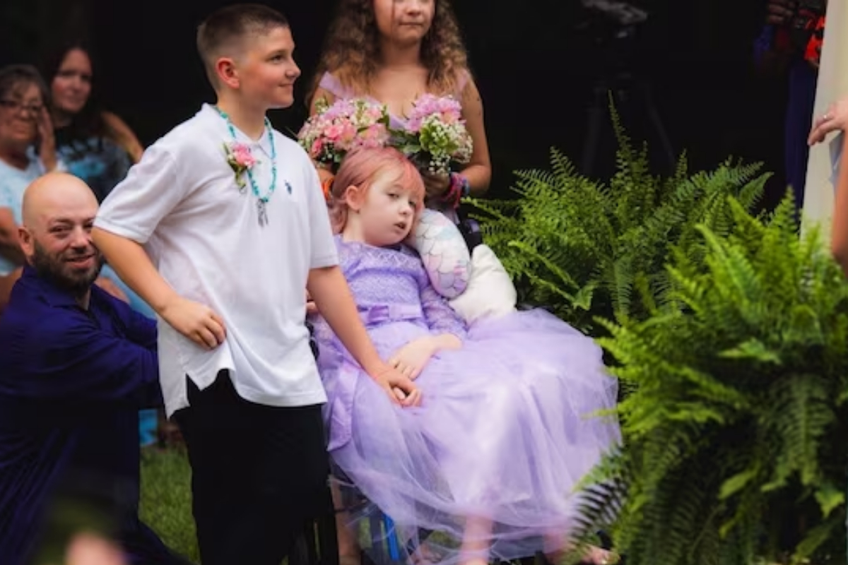 Childhood Touching Wedding