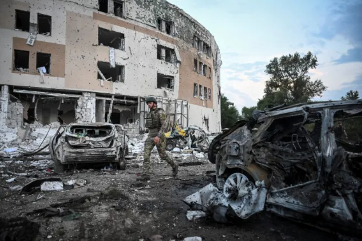 Russia bombs UN hotel