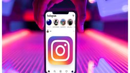 Instagram enables you to make reels, posts, & carousels with friends