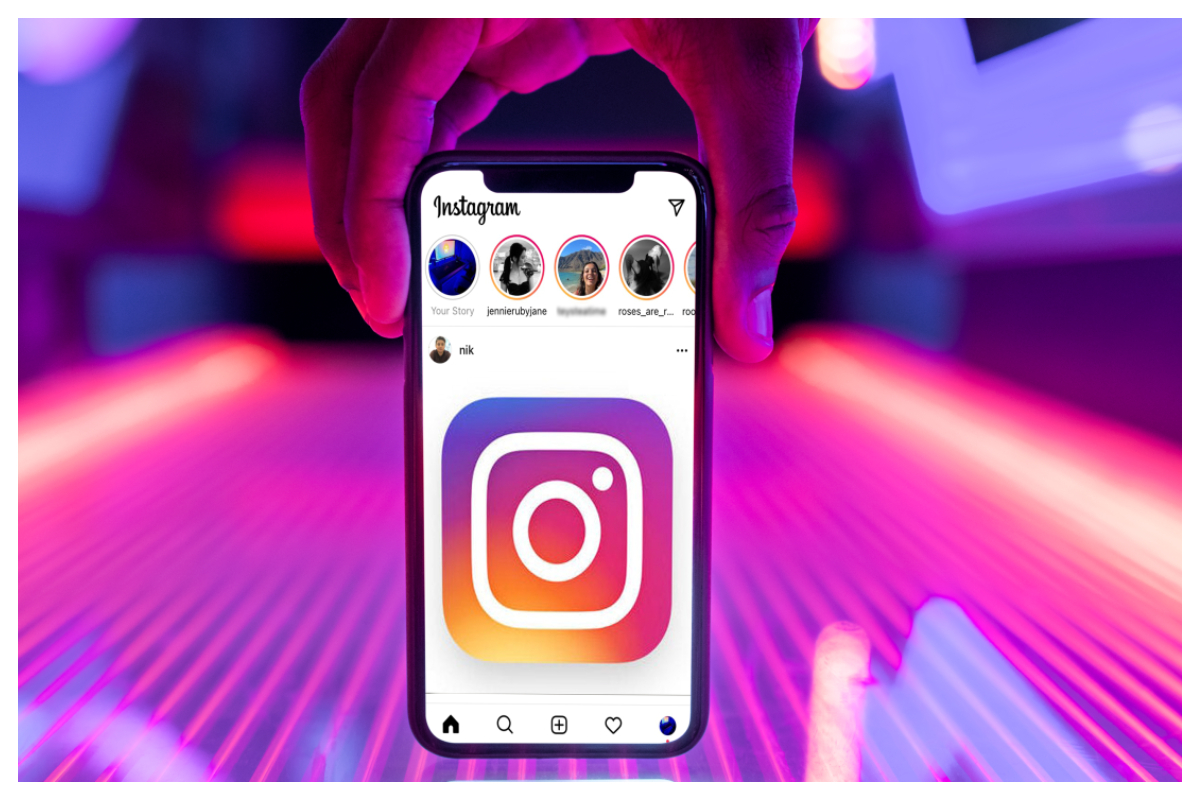 Instagram enables you to make reels, posts, & carousels with friends