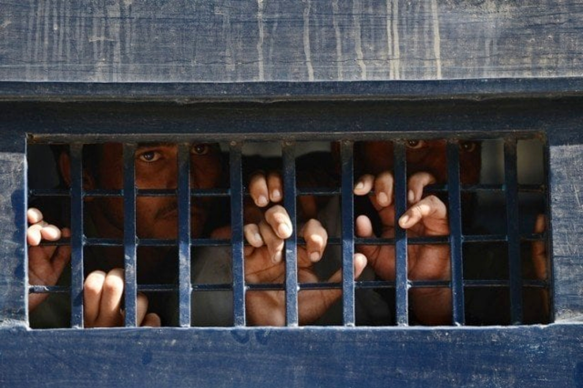 prisoners