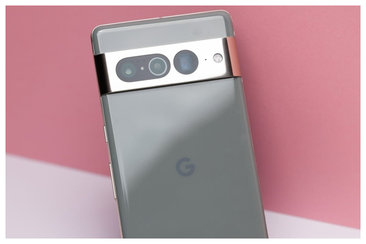 Google Pixel 8 Pro's Audio Magic Eraser shown in leaked promo video