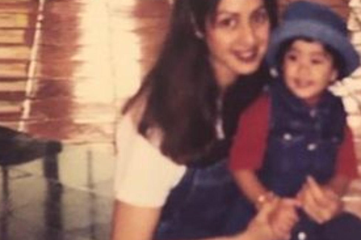 Janhvi Kapoor pens emotional note for 'most special woman' Sridevi