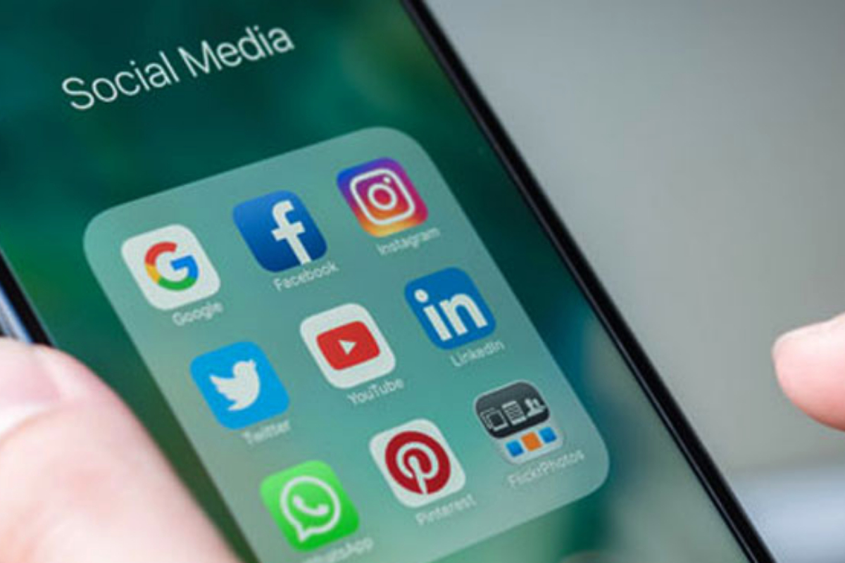 Social media apps and data download services resume after days of slow internet in Pakistan