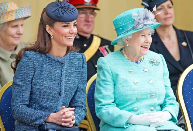 Kate Middleton urged by Queen Elizabeth II to quit vacation