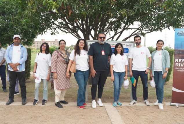 Water Challenges: WWF organizes stakeholders visit of Ravi River