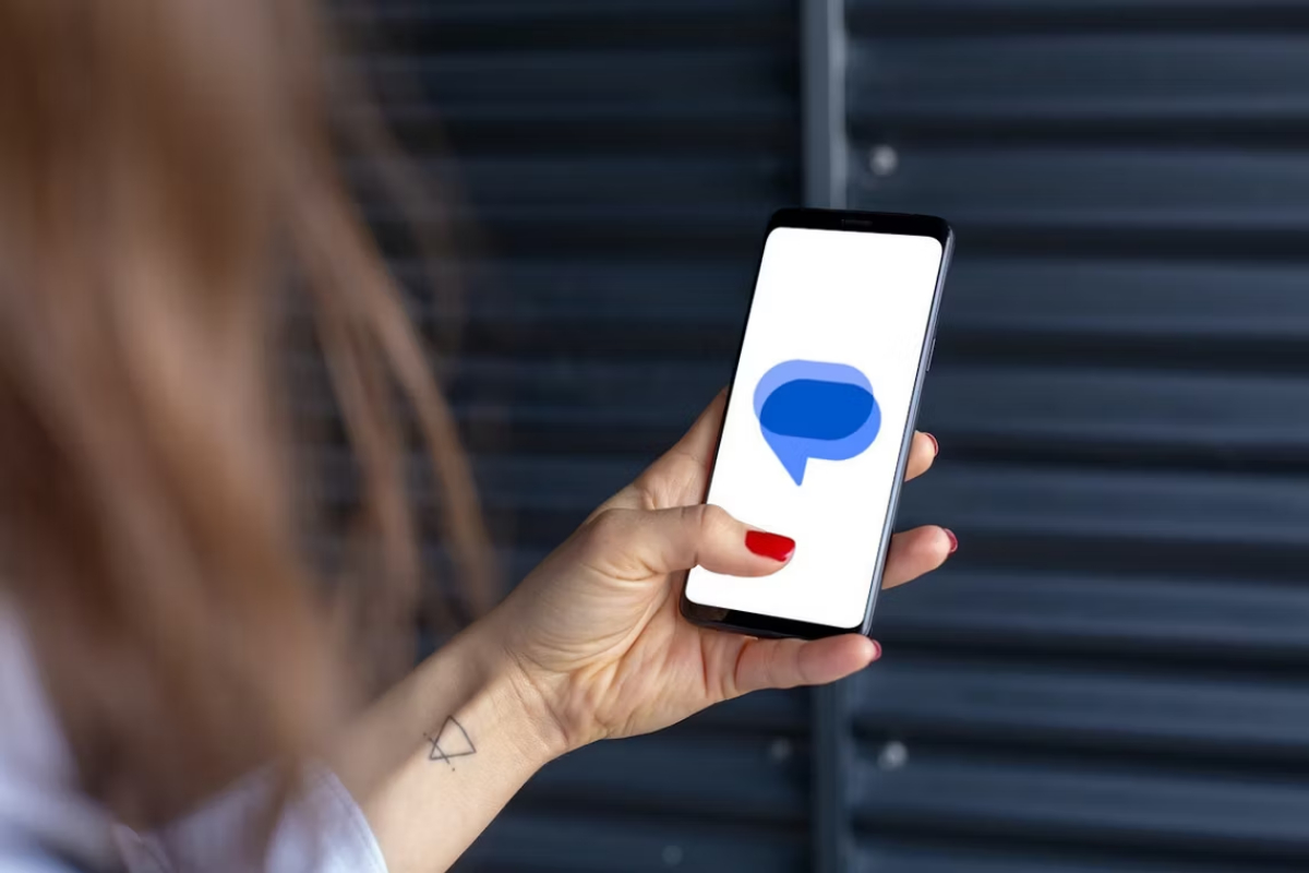 Google Satellite Connectivity