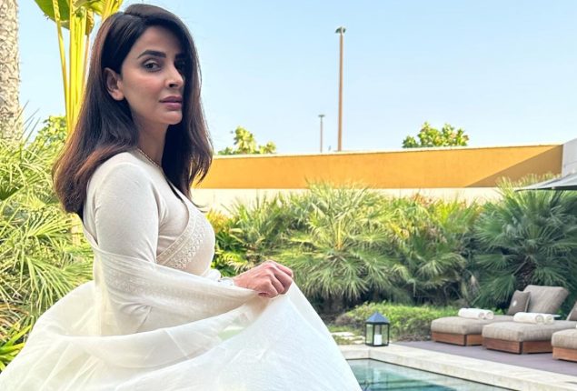 Saba Qamar Stuns in Pristine White Saree