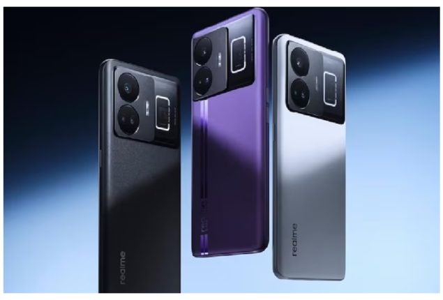 Realme GT5 to feature LED light on the back, confirmed by teasers
