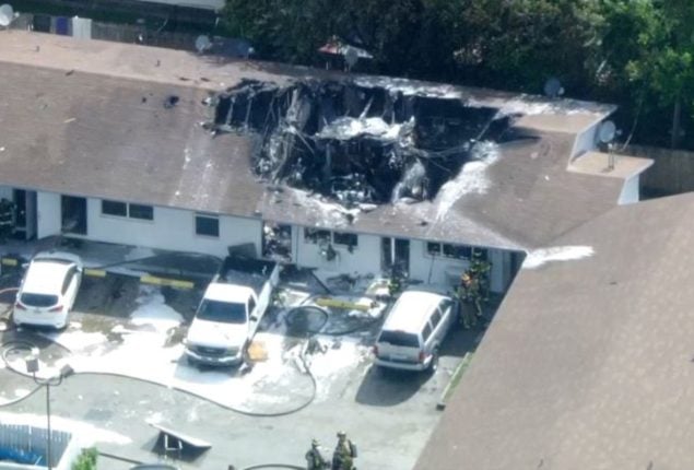 2 died & 4 injured in helicopter crash in Pompano Beach, Florida