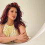 Mehwish Hayat shows off her dancing skills and new makeup look on set