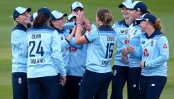 England Cricket Board equalizes match fees for men and women