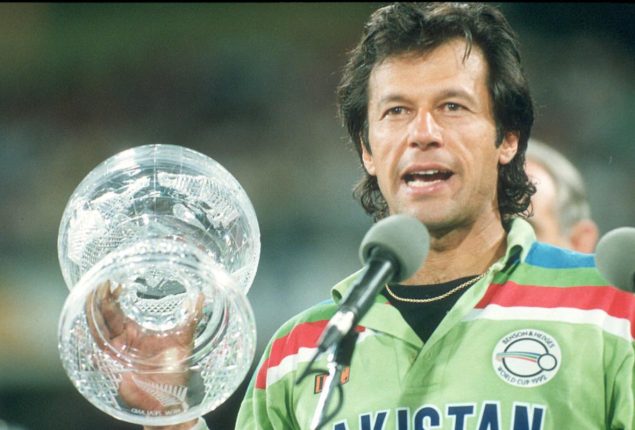 Fans angry at PCB for leaving out Imran Khan in Independence Day film