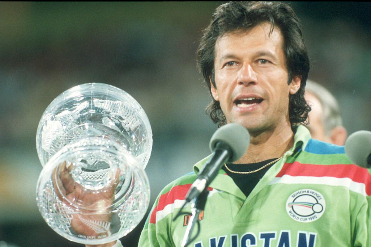 Fans angry at PCB for leaving out Imran Khan in Independence Day film