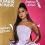 Ariana Grande ignores backlash amidst dating Ethan Slater