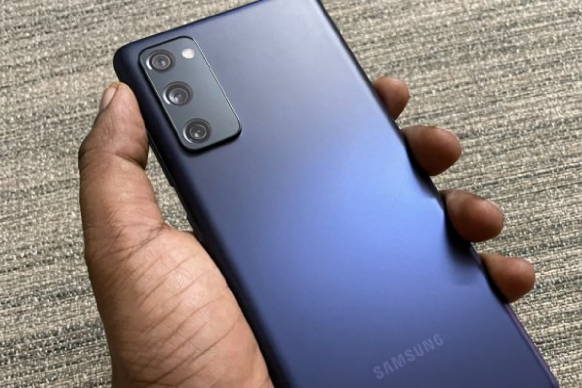 Samsung Galaxy S20 FE receives August 2023 security update