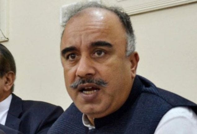 Shah Farman decides not to participate in next elections