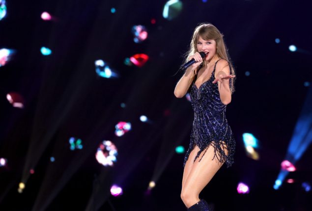 Taylor Swift gifts 100k bonuses to tour truck drivers