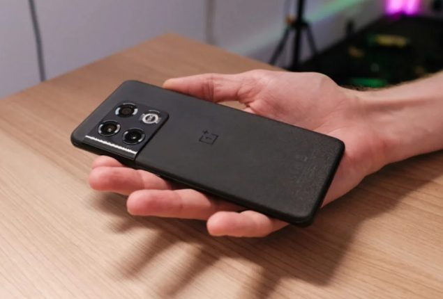 OnePlus 10 Pro price in Pakistan August 2023