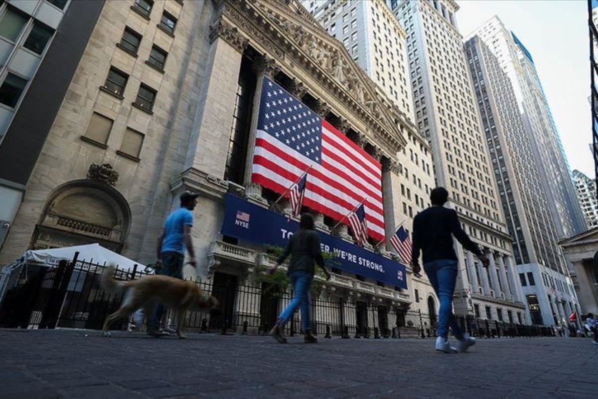 Software Engineer Refuses US Job Offer, Sparks Debate