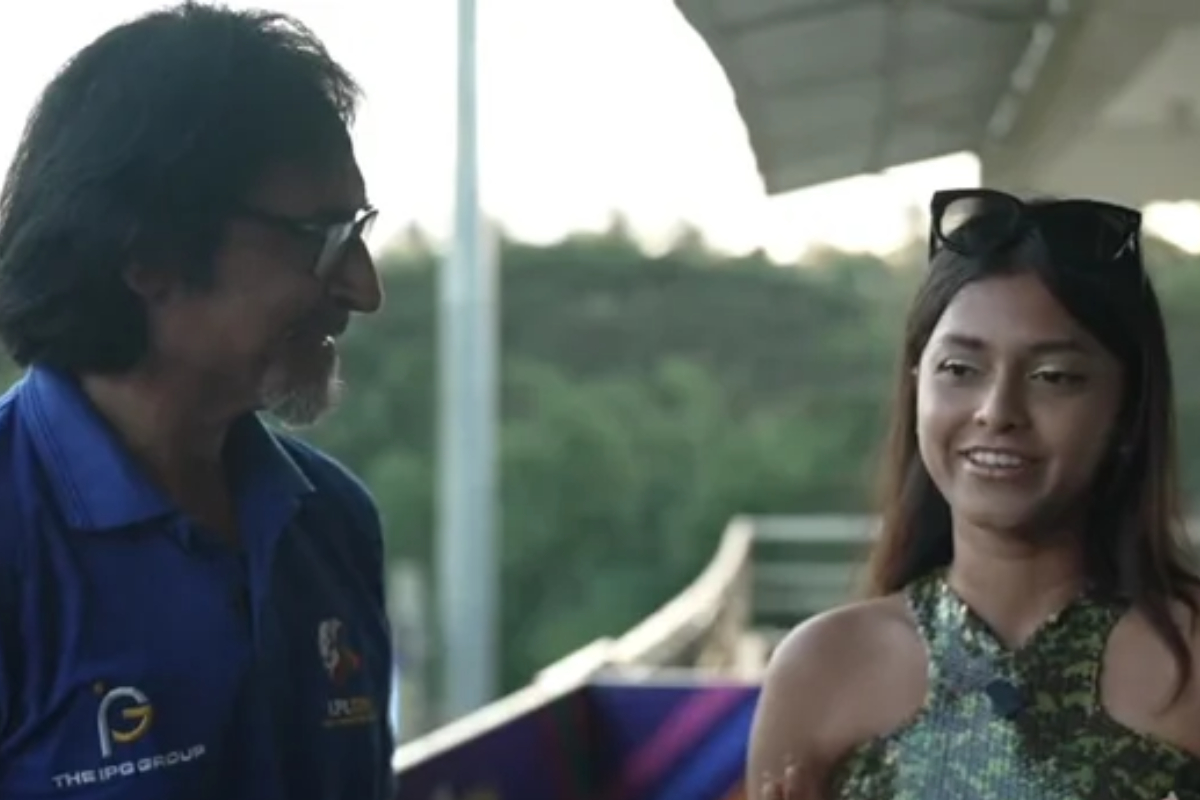 How good Ramiz Raja sings? Watch here