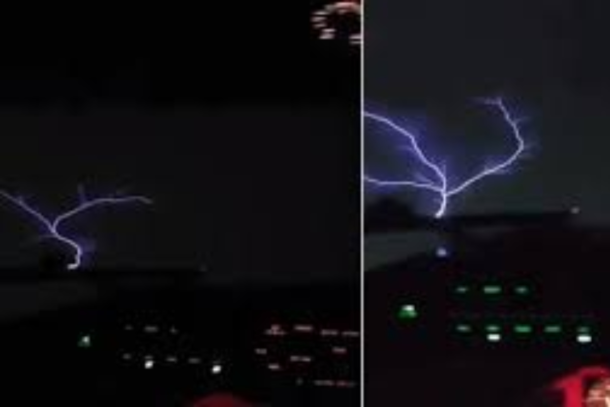 Mysterious lightning-like phenomenon spotted from cockpit