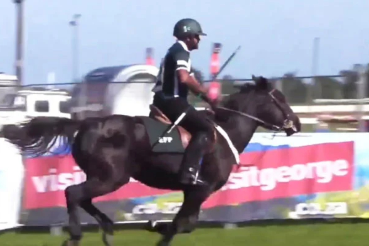 Pakistan's Nasir Abbas secures bronze on opening day of Tent Pegging World Cup