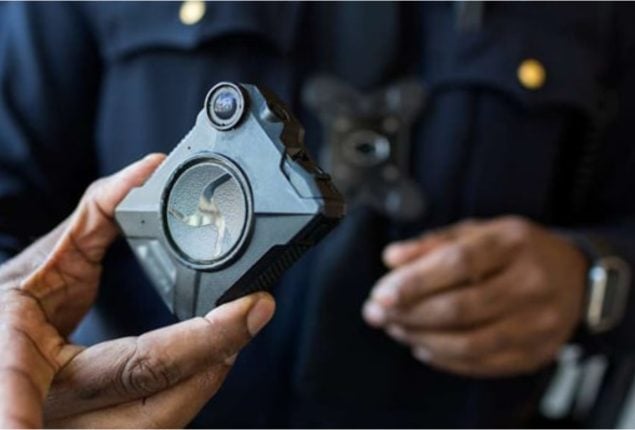 Islamabad police distribute body cameras among cops