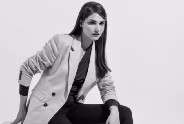 Amna Ilyas Unveils Her Look from Upcoming Series
