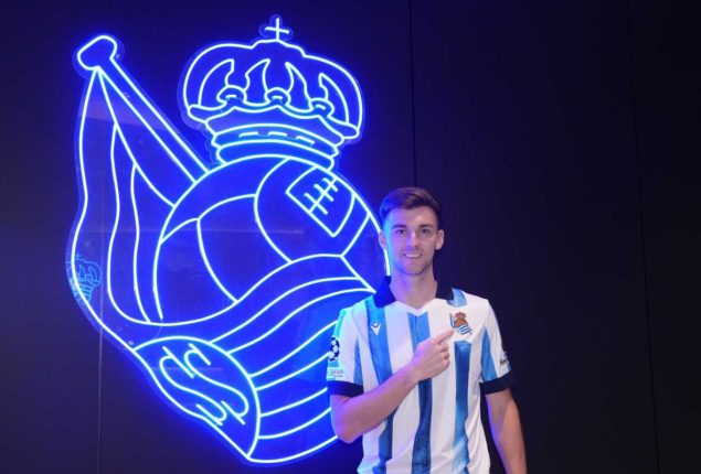 Arsenal left-back Kieran Tierney moves to Real Sociedad
