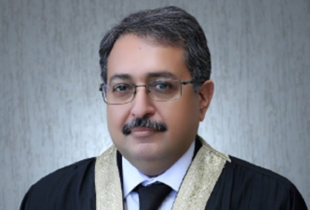 SC moved against IHC top judge Aamer Farooq