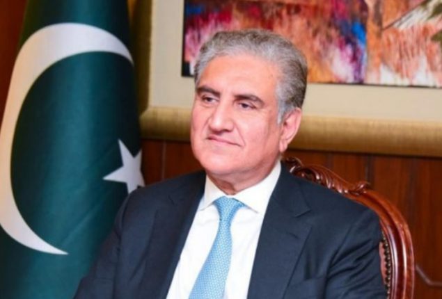 Qureshi moves IHC against his physical remand in cypher issue