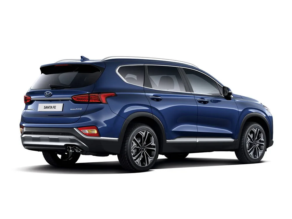 Hyundai Santa Fe latest Price in Pakistan & features: -Oct 2023