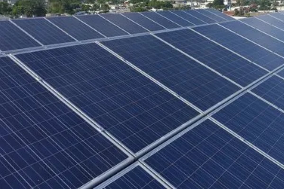 700 Watt solar panel price in Pakistan