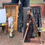 Street Artist Amazes with Marionette Painting Skills