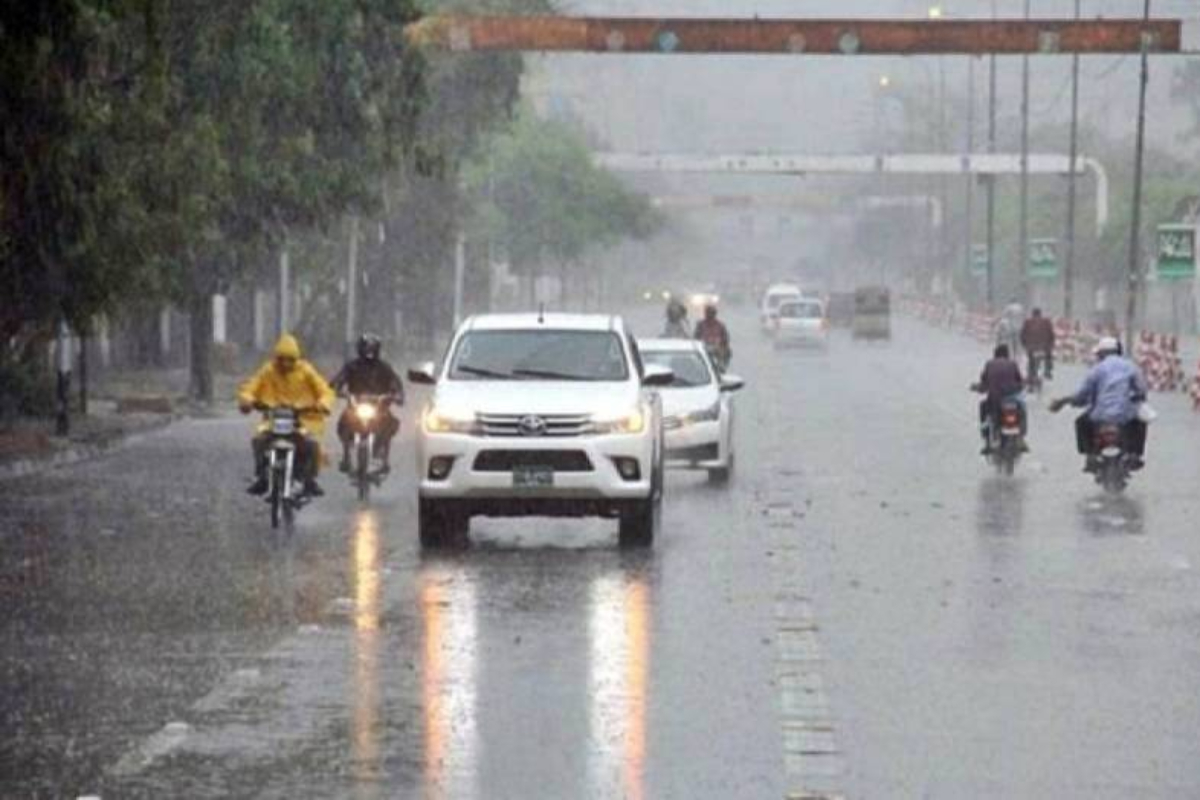 weather updates karachi