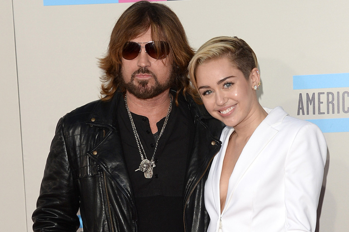 Miley Cyrus dad Billy Cyrus talks about Firerose romance