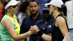 Jelena Ostapenko stuns Iga Swiatek to end her US Open title defense