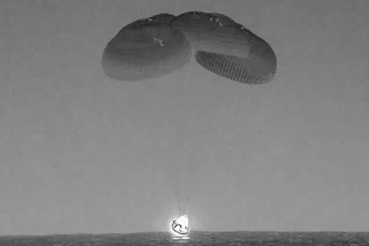 SpaceX Dragon Endeavour returns to Earth after historic mission