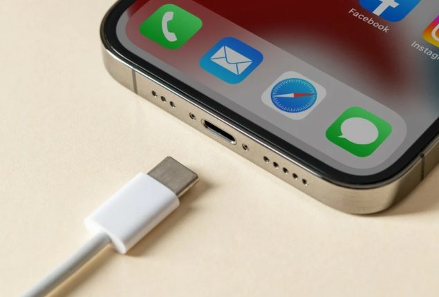 Apple to adopt USB-C in iPhones, despite concerns