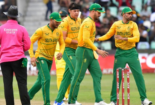 South Africa name 15-man squad for World Cup, eight players make debut