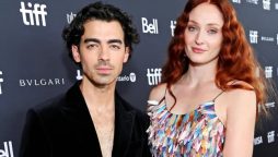 Joe Jonas to leave Sophie Turner, officially files divorce