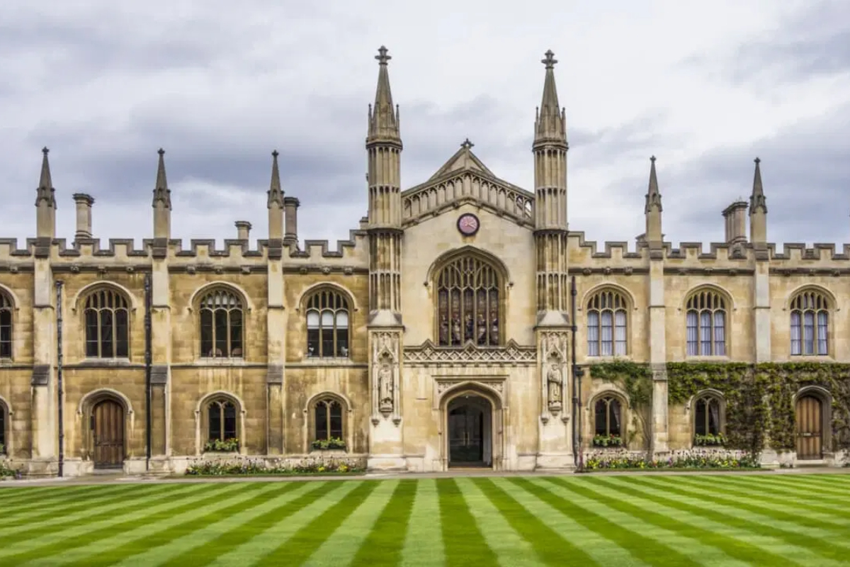 Pakistani Students Can Apply for Fully Funded Gates Cambridge Scholarships