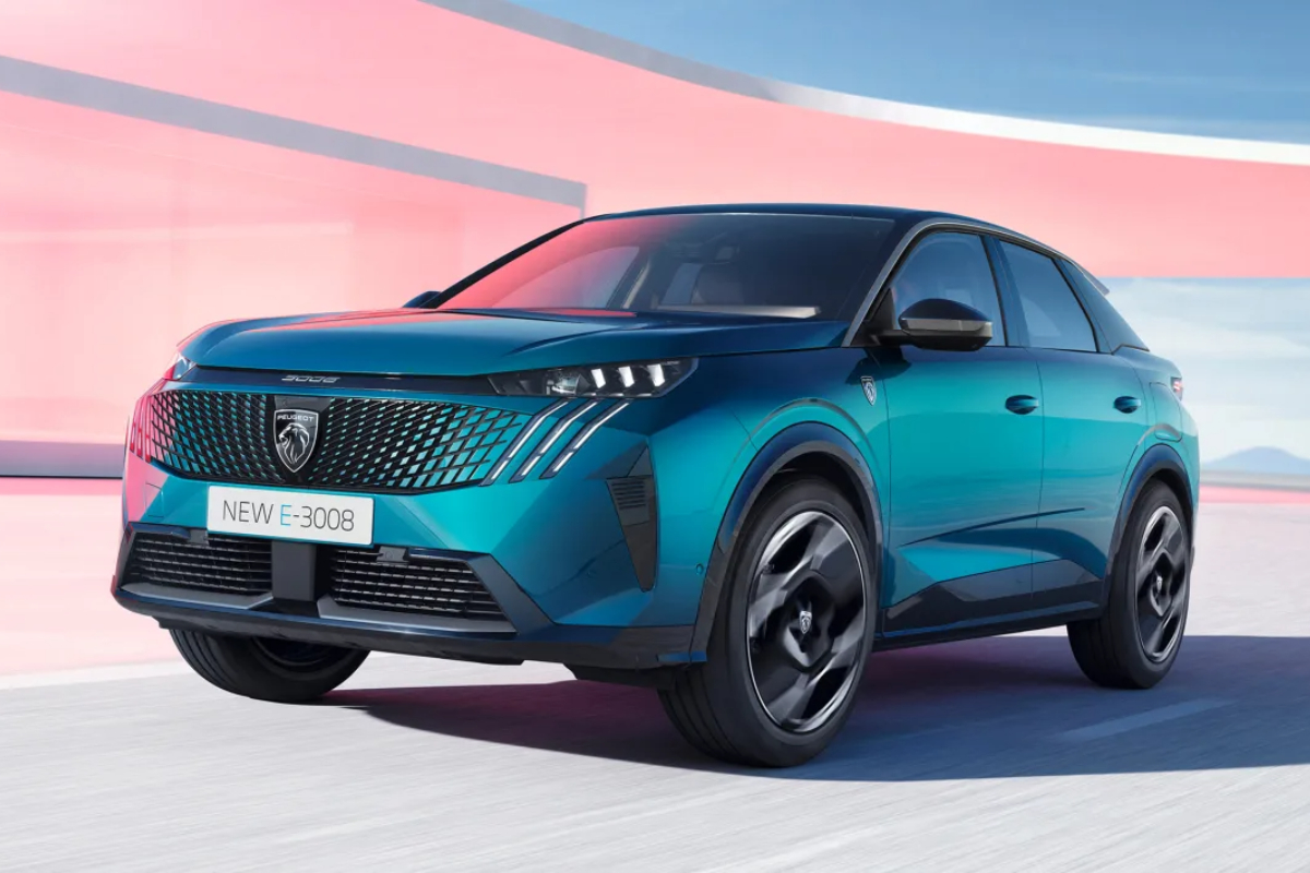Peugeot E-3008 electric SUV