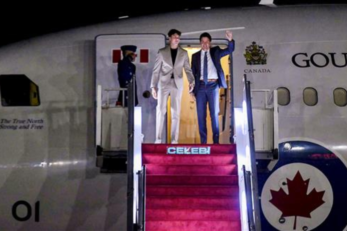Stranded Justin Trudeau Finally Leaves India After Plane Snags
