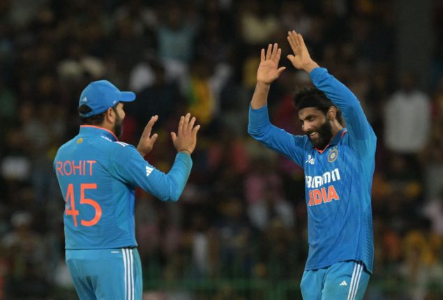 India thrash Sri Lanka to reach Asia Cup final