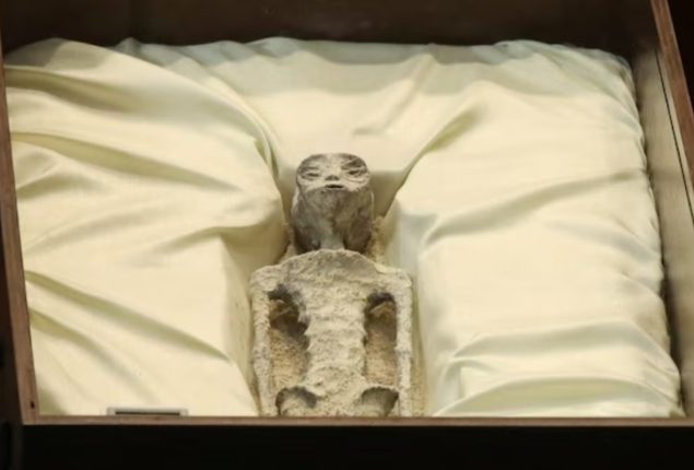 Mexican Congress holds debate on claims of UFOs to include alien bodies