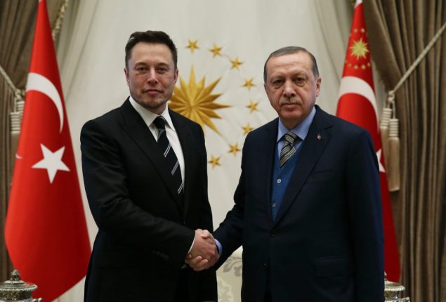 Erdoğan Invites Musk to Build Tesla Factory in Turkey