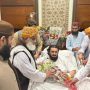 Maulana Fazl inquires wellbeing of Hafiz Hamdullah at Karachi hospital