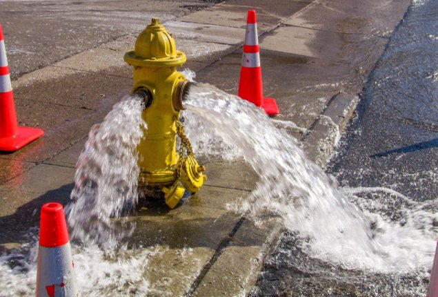 Authorities conduct operation against illegal water hydrants